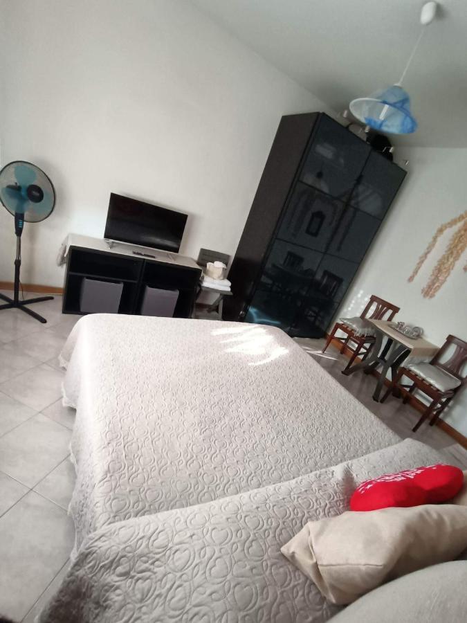 Bellissima Stanza Con Parcheggio Gratuito Apartment Cinquale Bagian luar foto